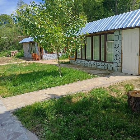Basuta Guesthouse Kapan Ngoại thất bức ảnh
